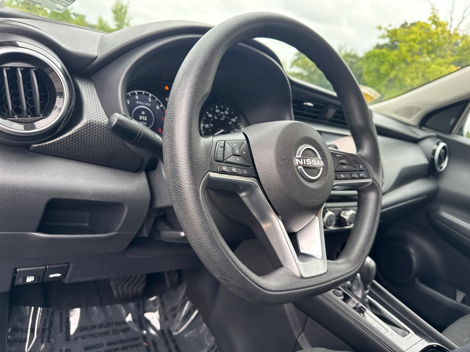 Certified 2023 Nissan Kicks SV FWD image 20