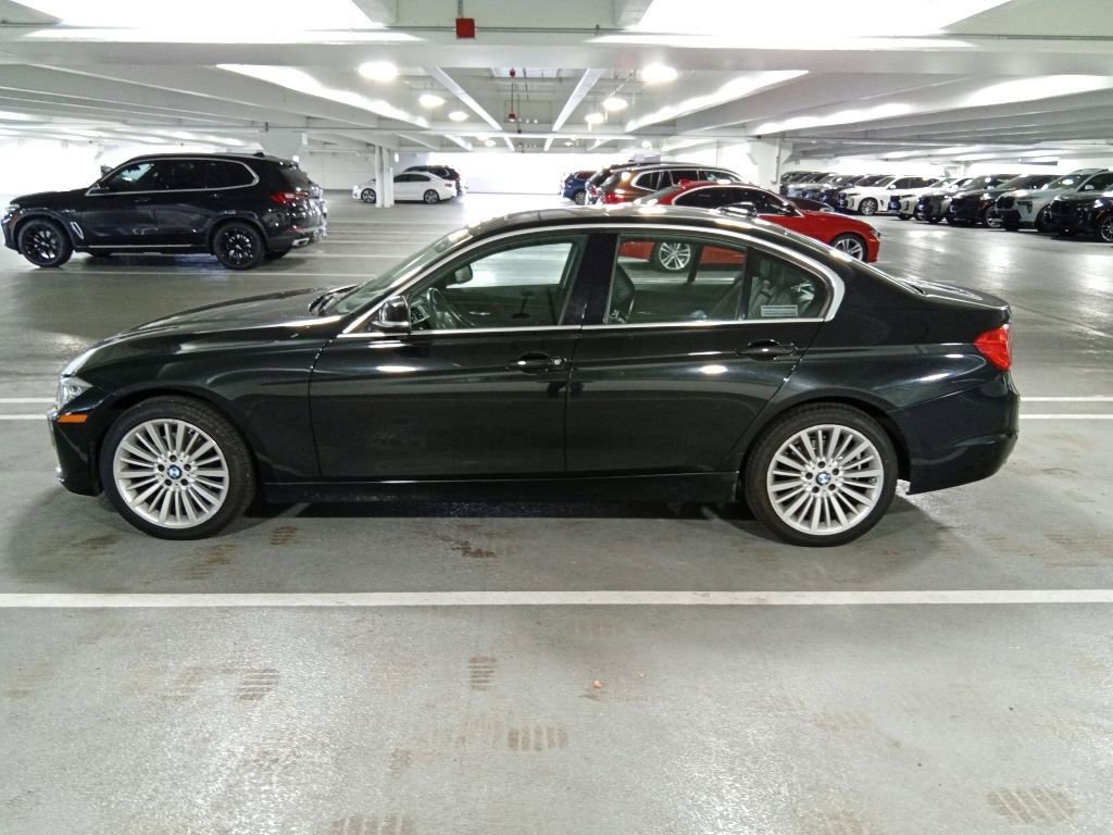 Used 2013 BMW 328i xDrive Sedan AWD/4WD image 8