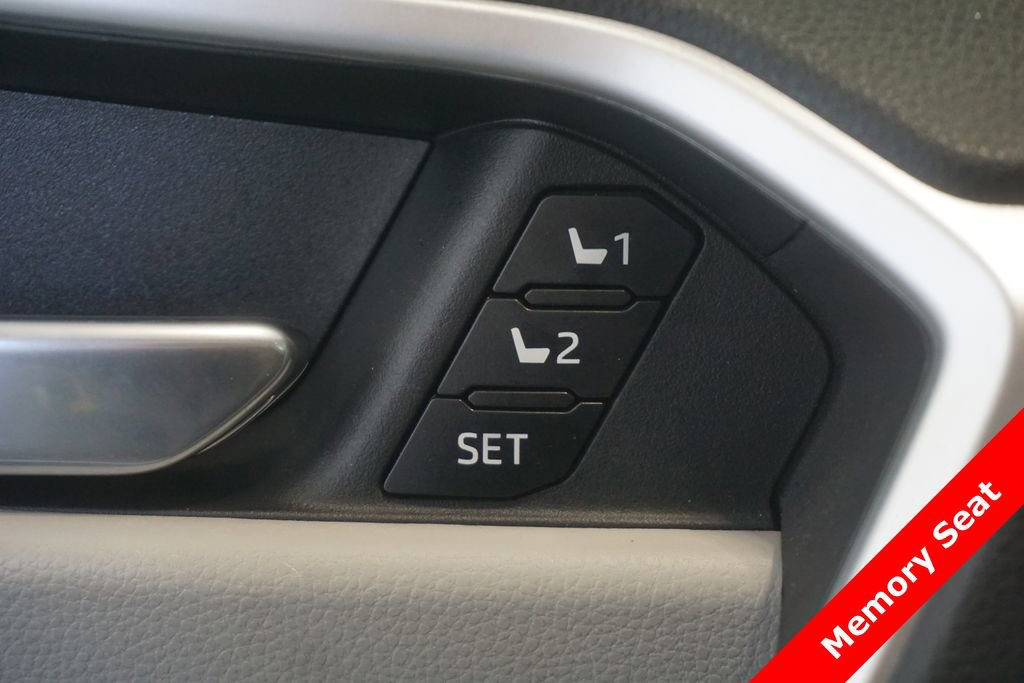 Used 2025 Toyota RAV4 XLE Premium w/ Weather Package AWD/4WD image 6