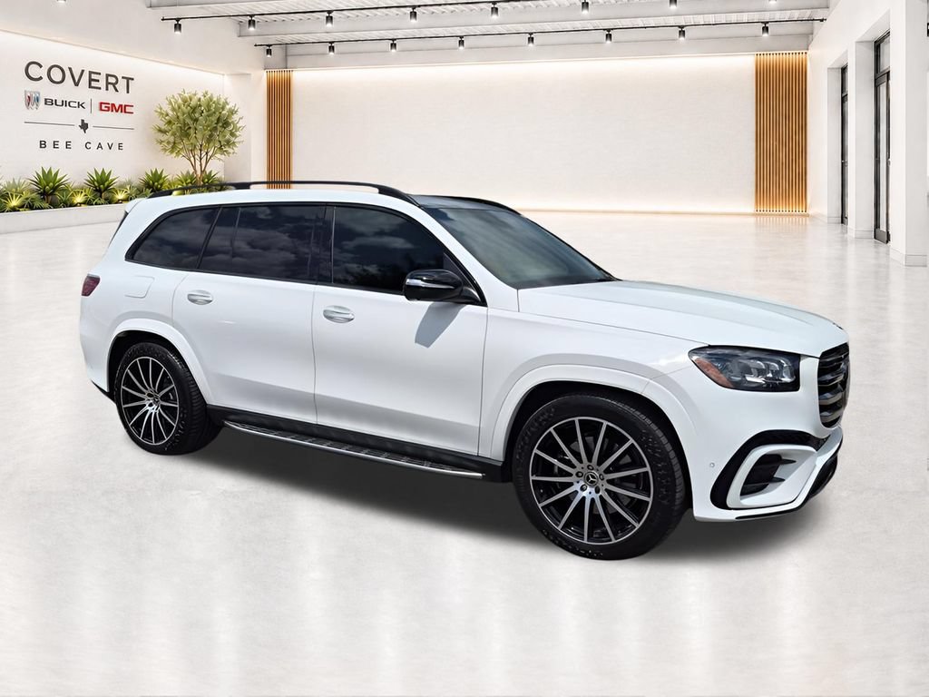 Used 2024 Mercedes-Benz GLS 580 4MATIC image 17
