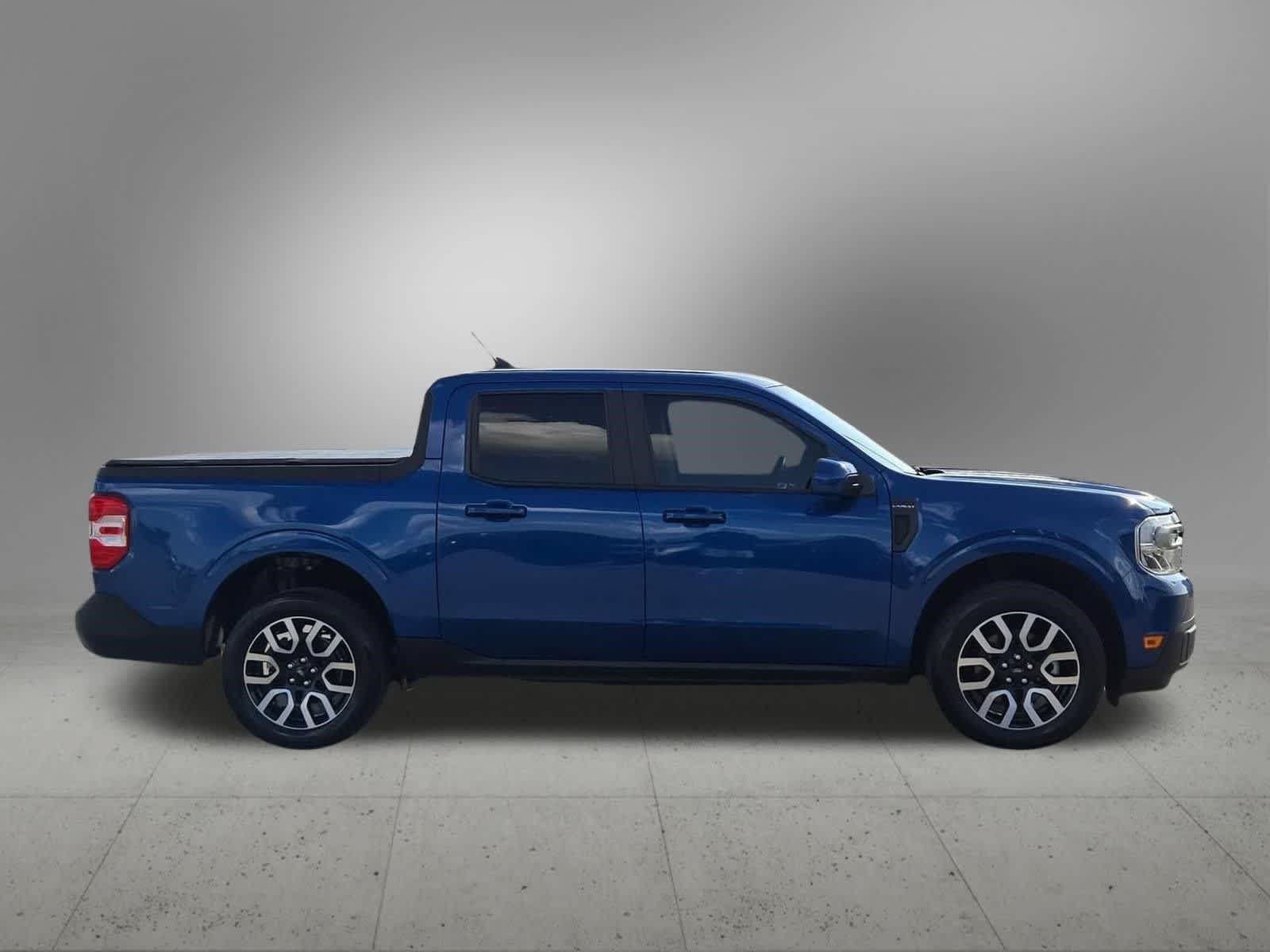 Used 2023 Ford Maverick Lariat FWD image 7