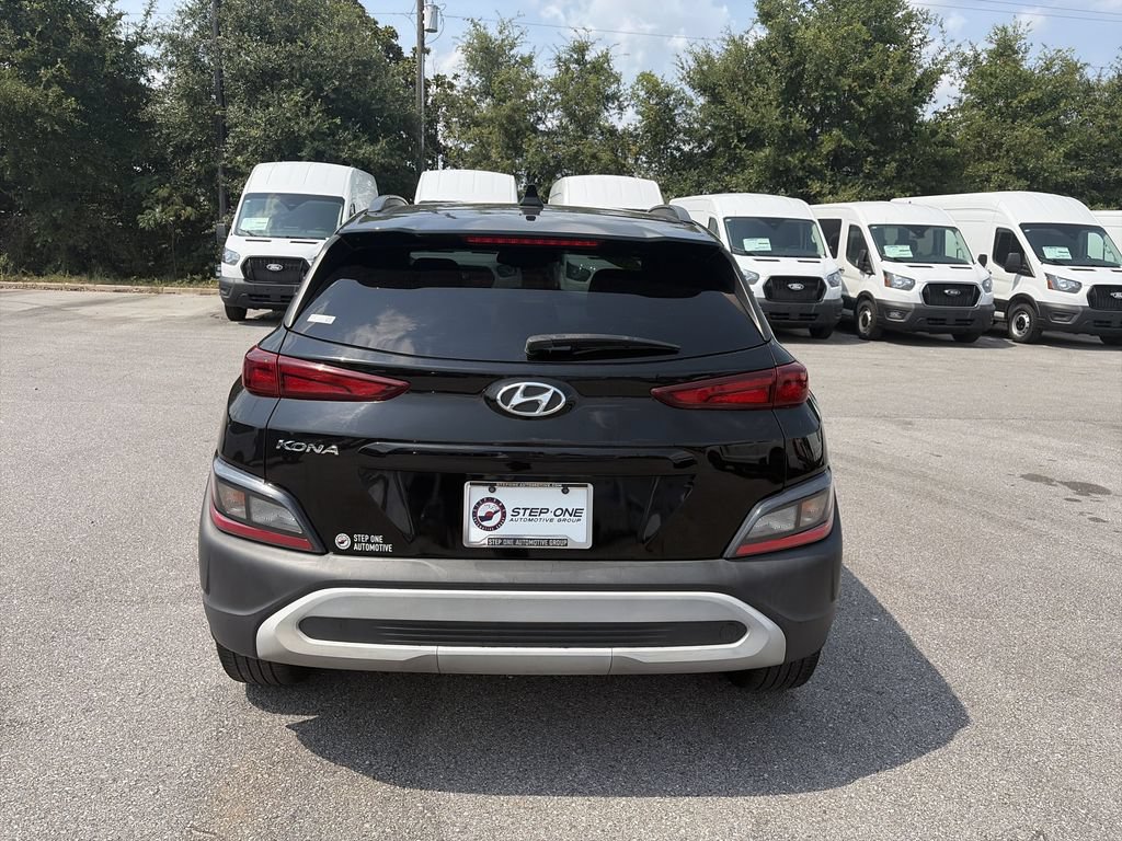 Used 2023 Hyundai Kona SEL FWD image 6