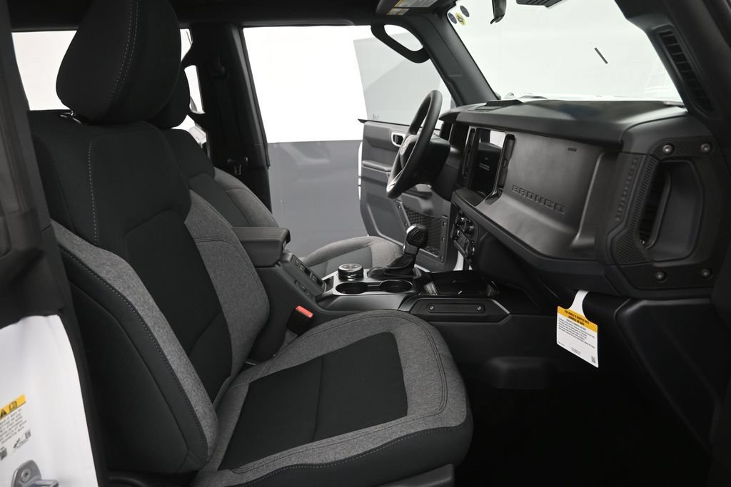 New 2026 Ford Bronco 4-Door w/ Sasquatch Package AWD/4WD image 24