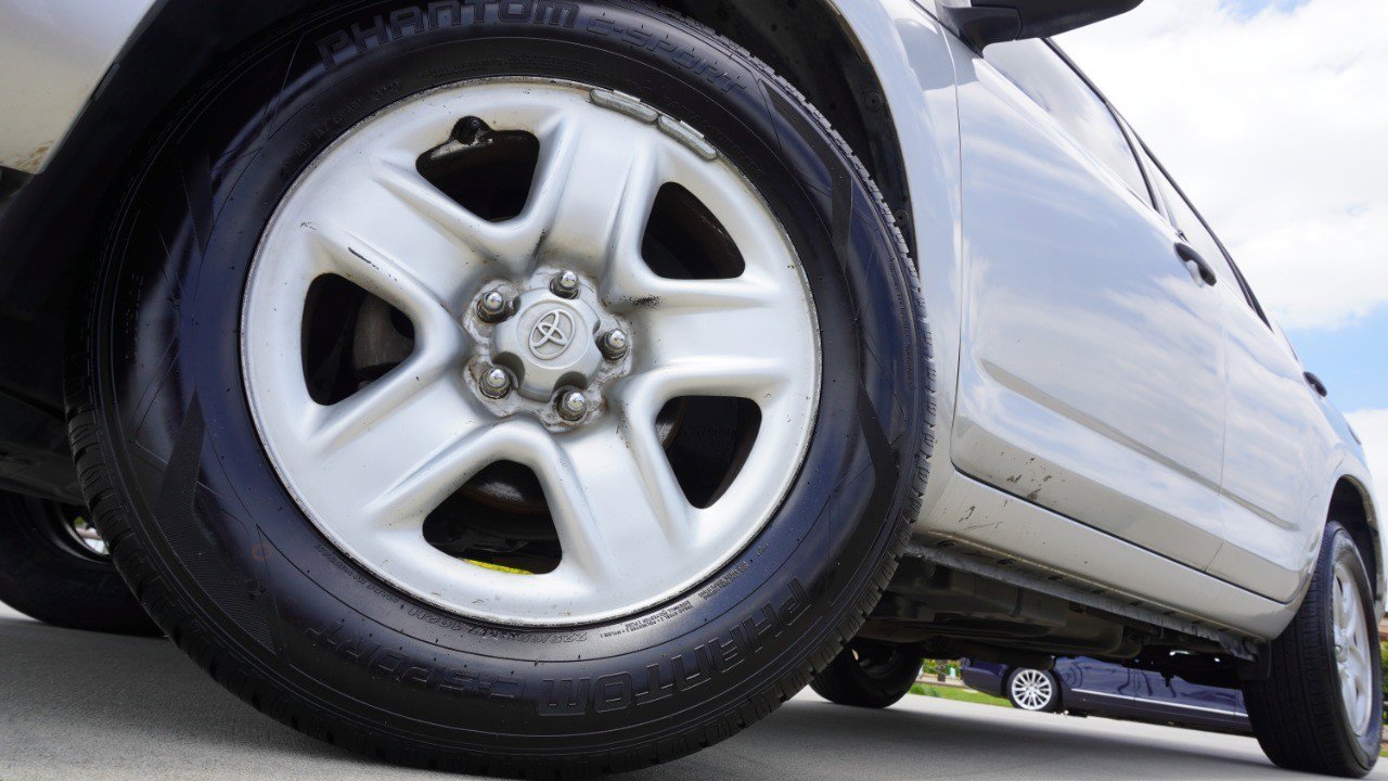 Used 2010 Toyota RAV4 2WD image 11