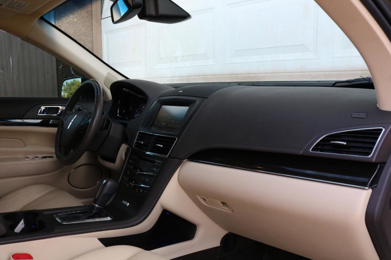 Used 2015 Lincoln MKT AWD w/ Equipment Group 201A image 52