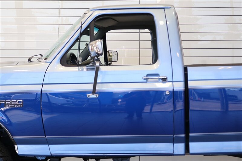 Used 1997 Ford F250 4x4 Regular Cab Heavy Duty image 50