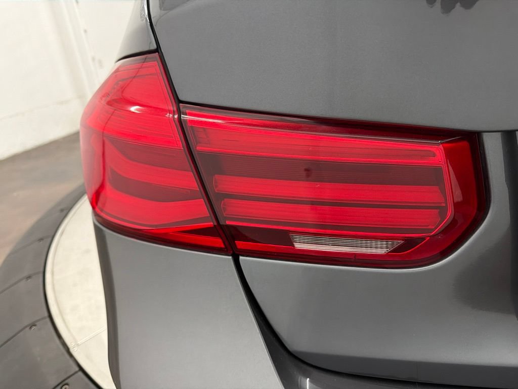 Used 2018 BMW M3 w/ Competition Package RWD image 12