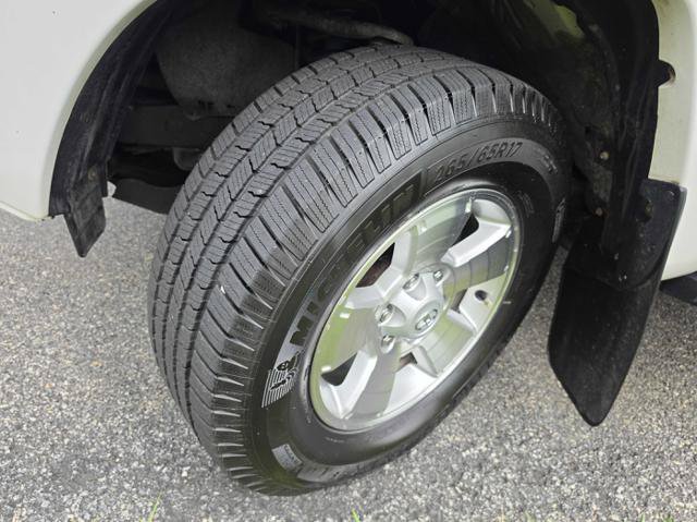 Used 2013 Toyota Tacoma 4x4 Double Cab w/ TRD Sport Pkg image 9