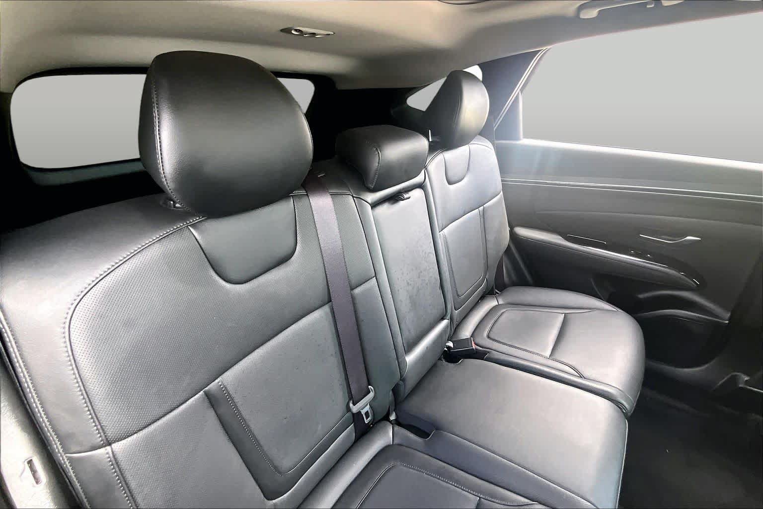 Certified 2023 Hyundai Tucson Limited FWD image 18