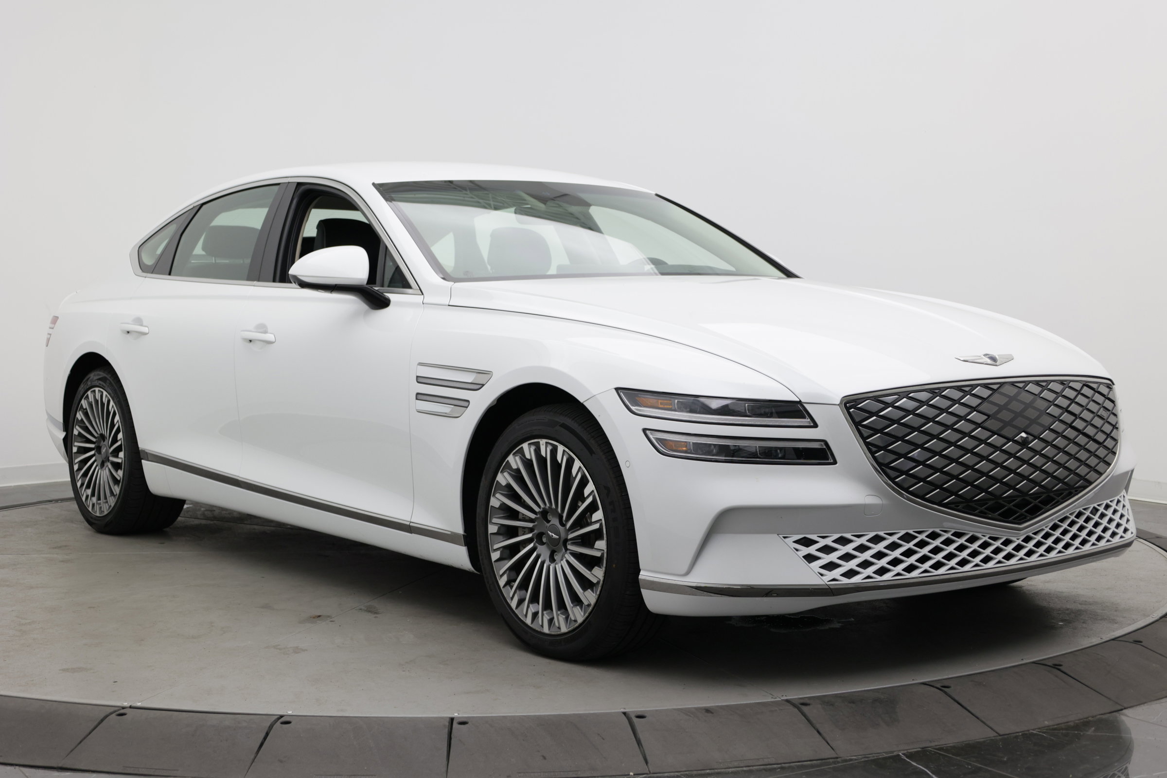Used 2023 Genesis Electrified G80 AWD/4WD image 3