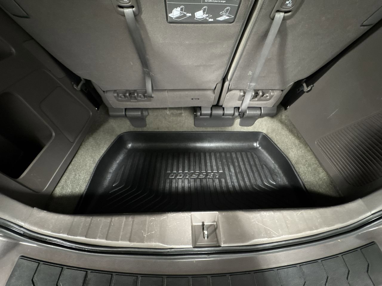 Used 2015 Honda Odyssey EX-L image 32