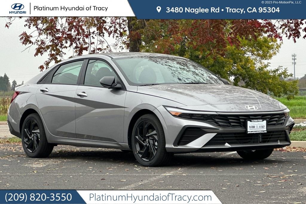 New 2026 Hyundai Elantra Hybrid FWD image 1