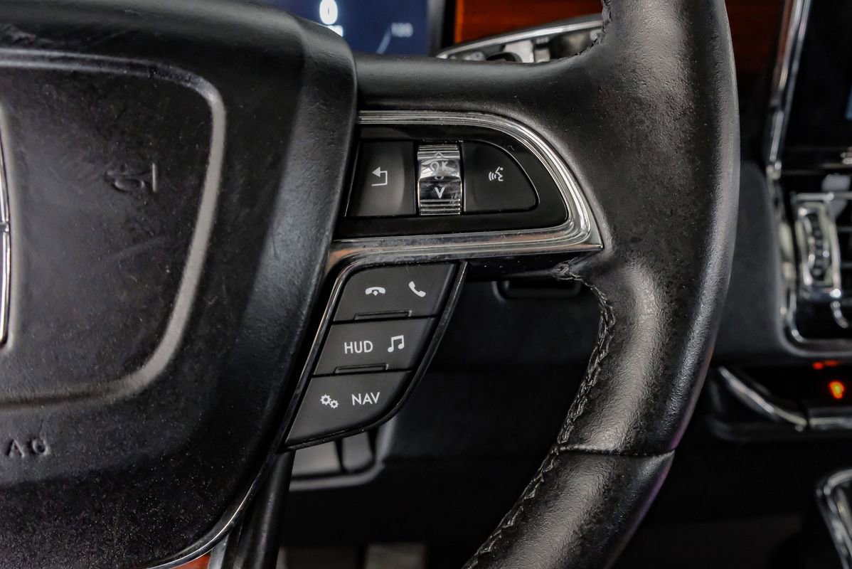 Used 2021 Lincoln Navigator L Reserve w/ Luxury Package AWD/4WD image 17