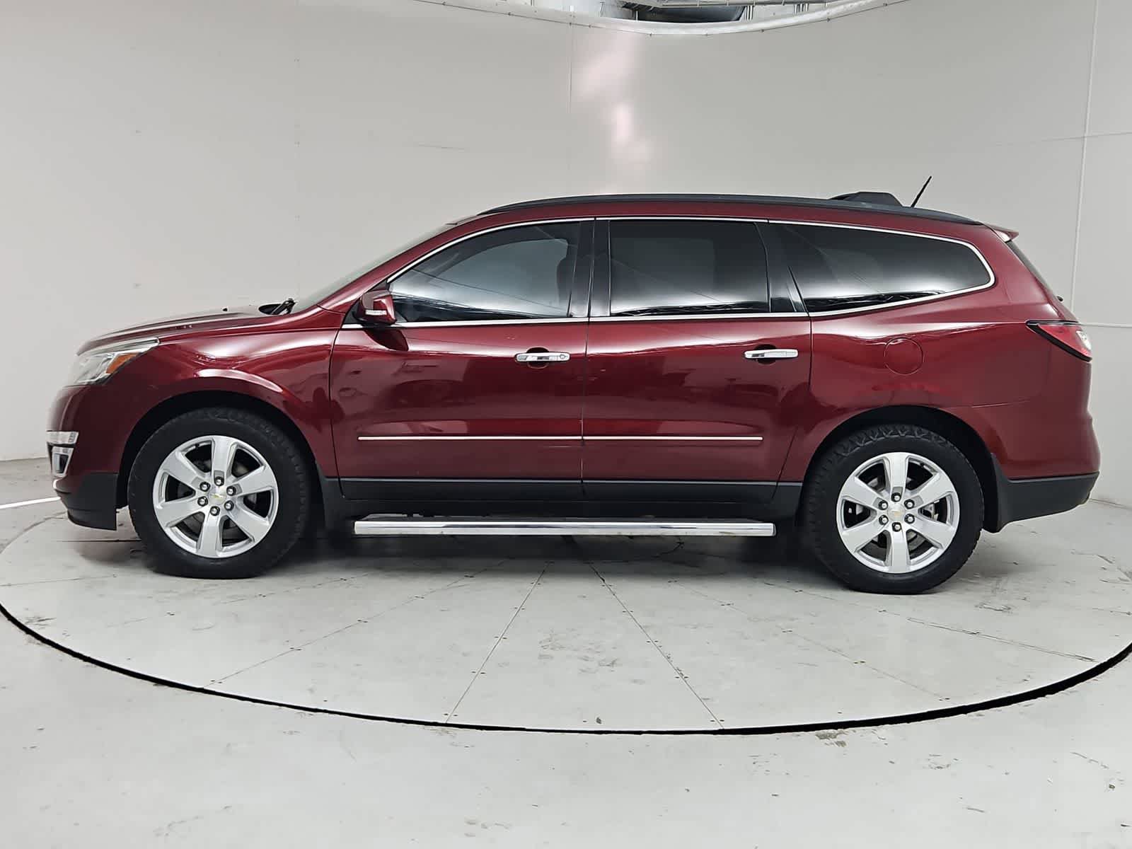 Used 2017 Chevrolet Traverse Premier w/ LPO, 'HIT The Road' Package AWD/4WD image 3