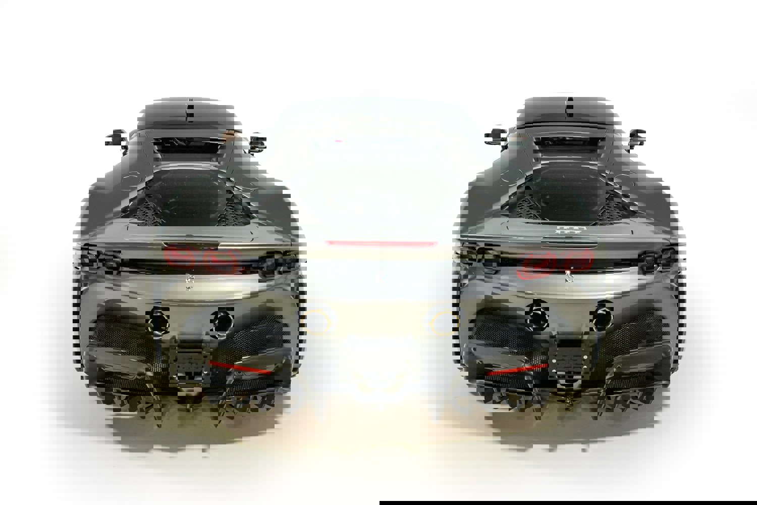 Used 2022 Ferrari SF90 Stradale image 6