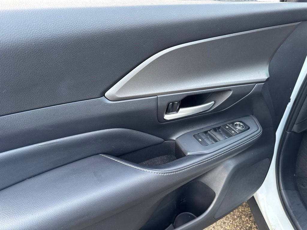 Used 2025 Toyota Grand Highlander AWD Hybrid image 10