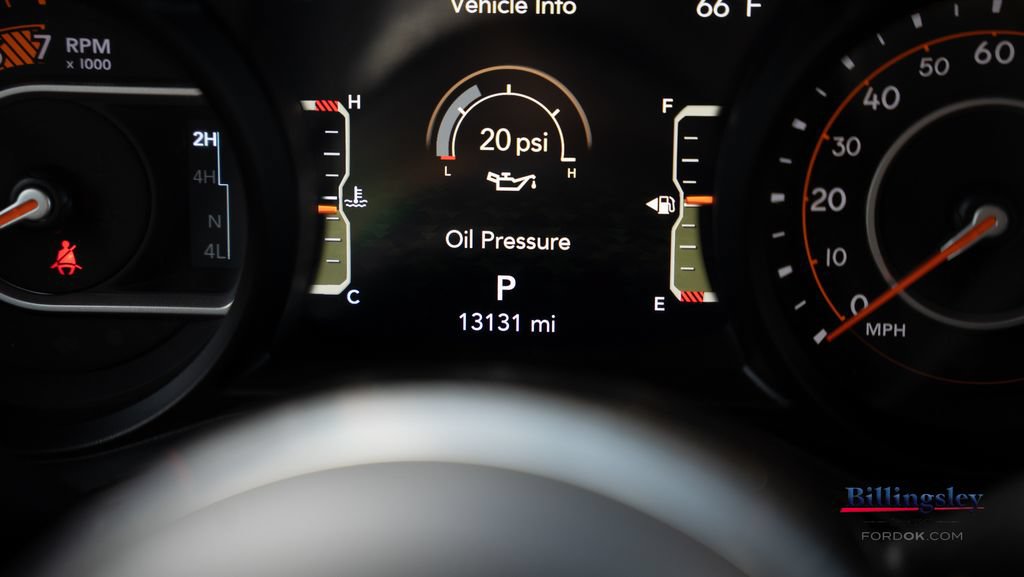 Used 2024 Jeep Wrangler Unlimited Sahara AWD/4WD image 16