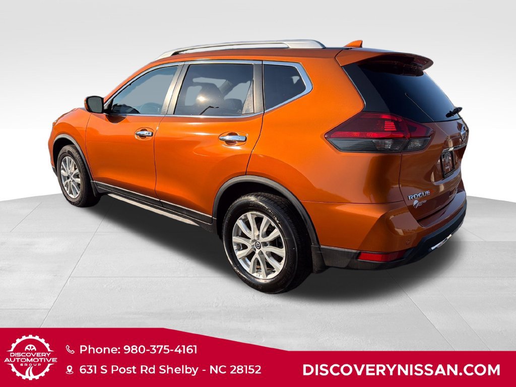 Certified 2019 Nissan Rogue SV FWD image 8