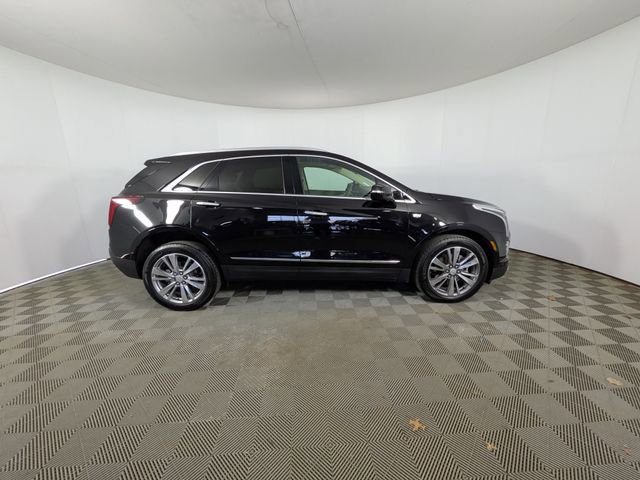 Certified 2023 Cadillac XT5 Premium Luxury AWD/4WD image 2