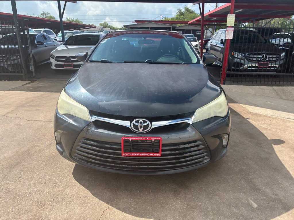 Used 2015 Toyota Camry LE FWD image 16