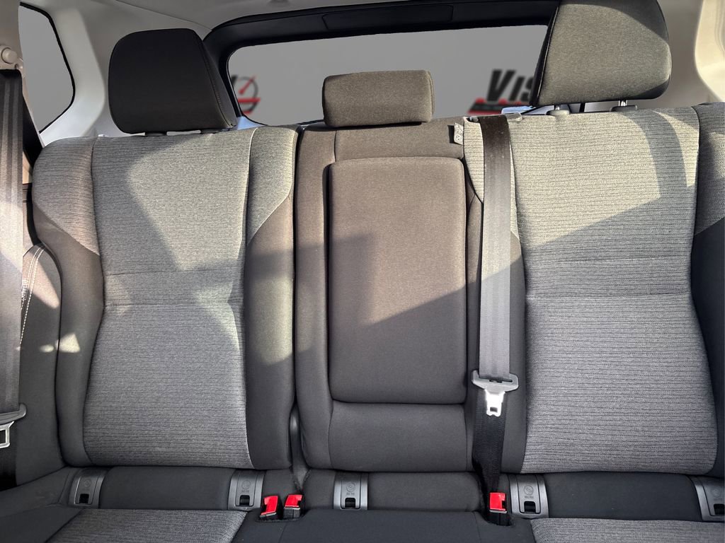 Used 2021 Nissan Rogue SV image 18