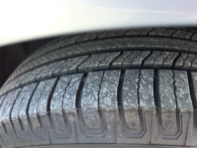 Used 2017 Cadillac XT5 Luxury w/ Driver Awareness Package image 28