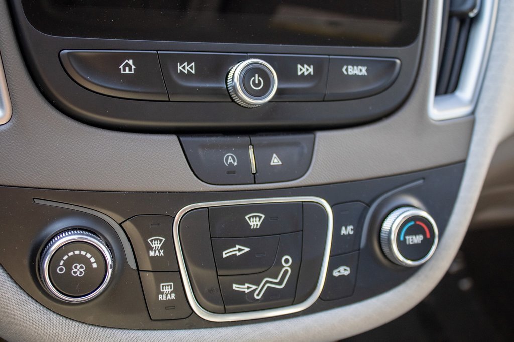 Used 2023 Chevrolet Malibu LS image 9