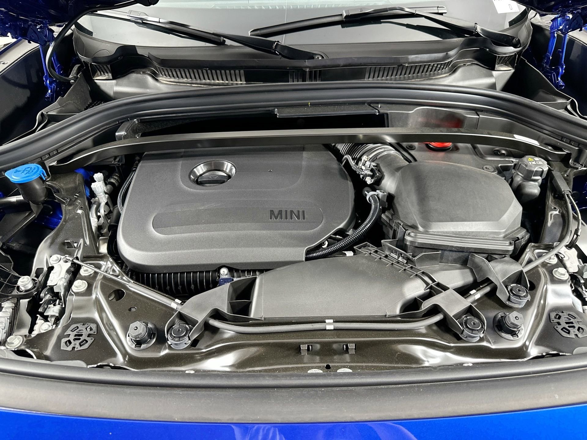 New 2025 MINI Cooper Countryman S w/ Comfort Package Max image 32