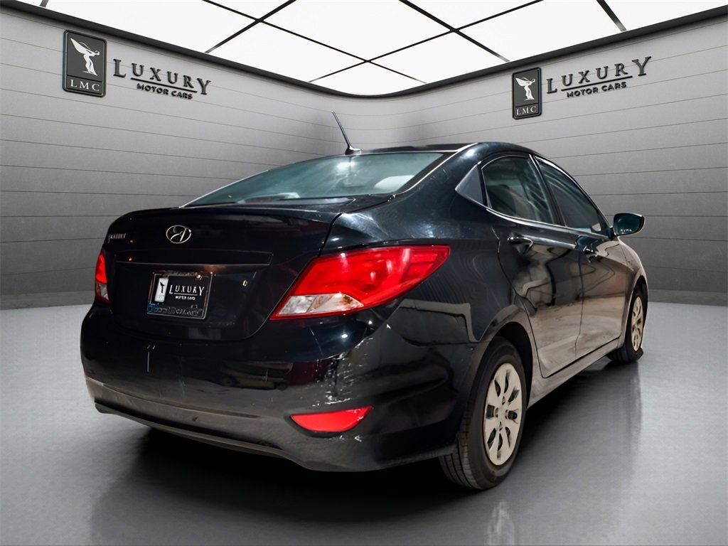 Used 2017 Hyundai Accent SE image 7