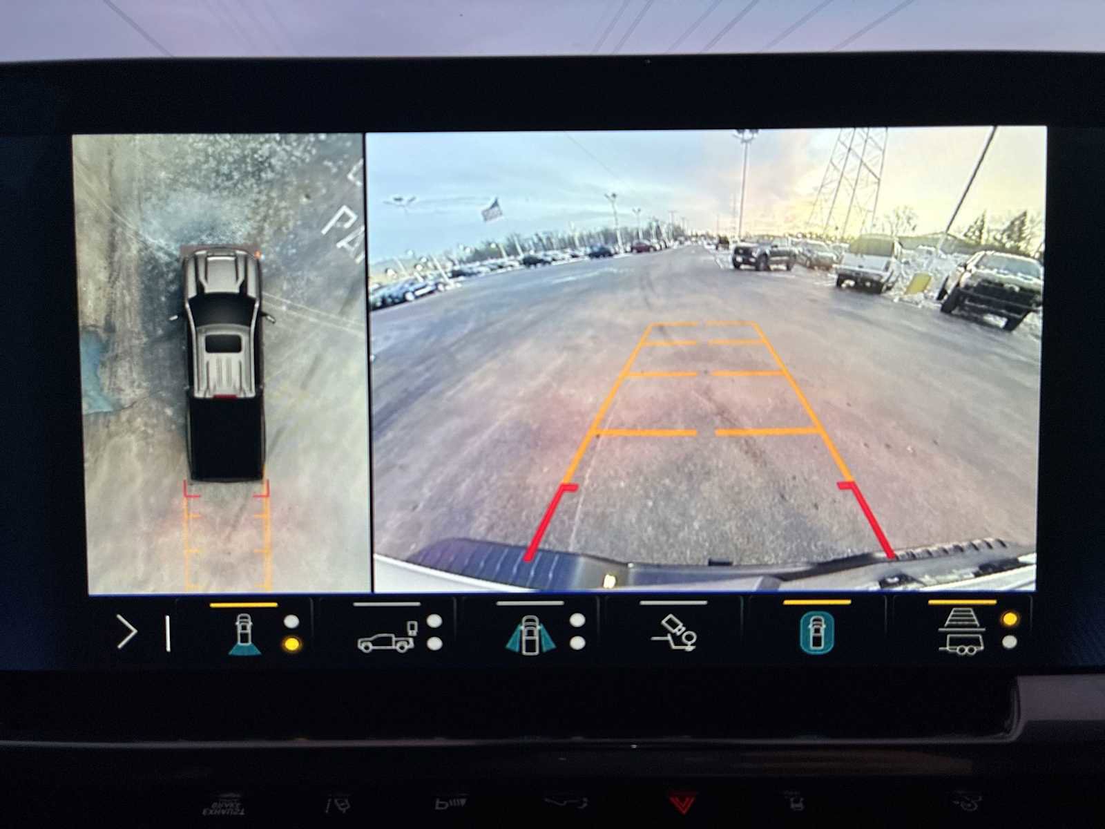 Used 2025 Chevrolet Silverado 3500 LTZ image 15