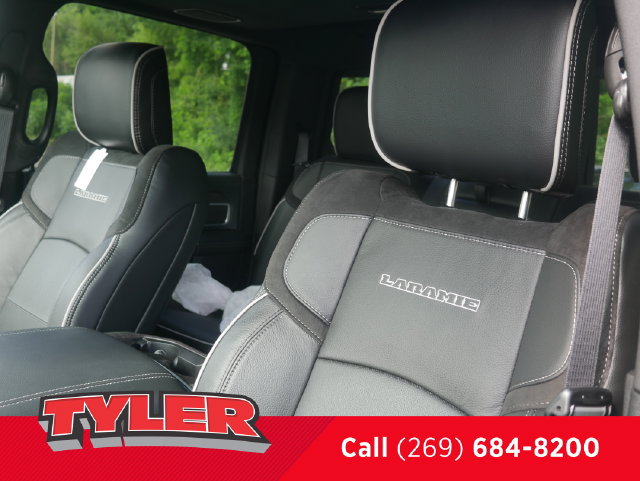 New 2026 RAM 2500 Laramie w/ Night Edition AWD/4WD image 38