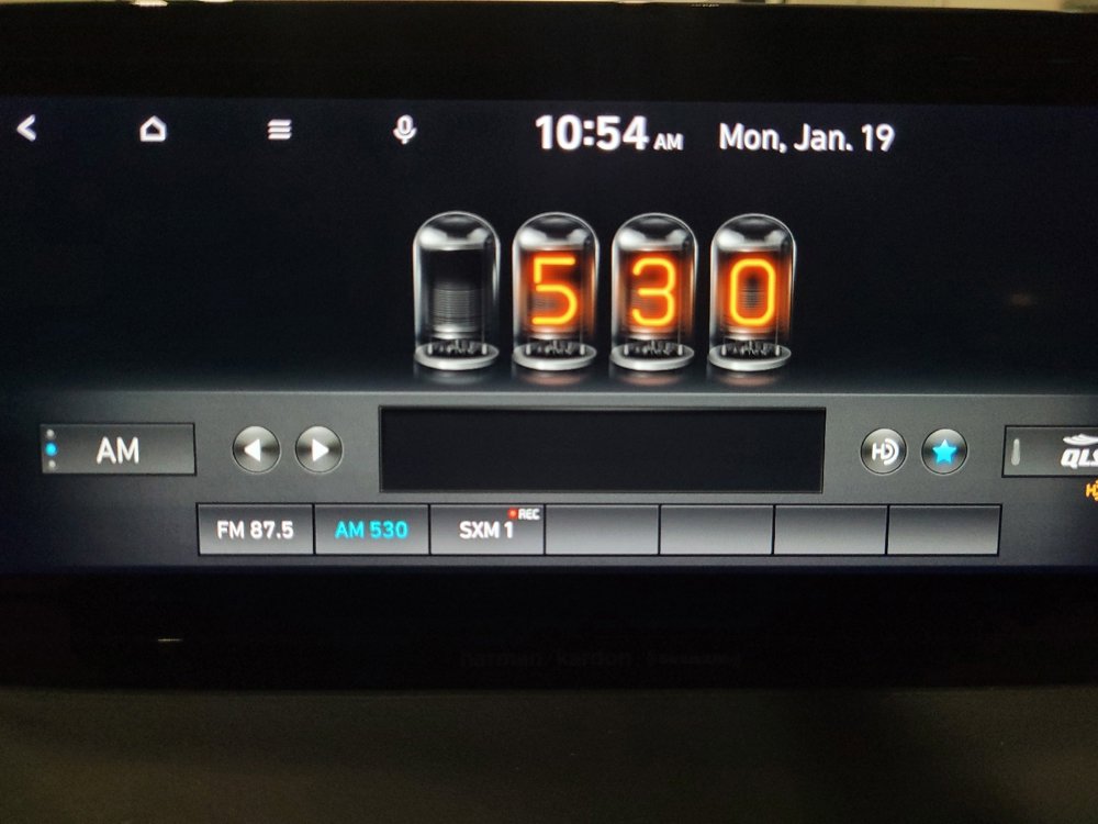 Used 2022 Hyundai Santa Fe Calligraphy image 25