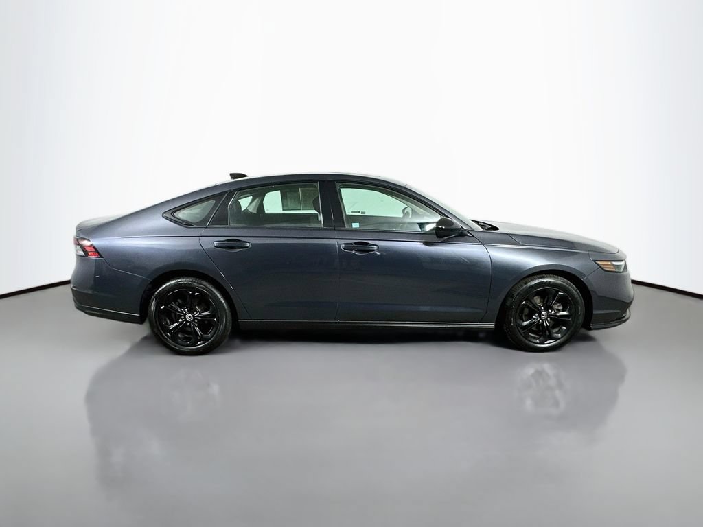 Used 2025 Honda Accord SE image 7