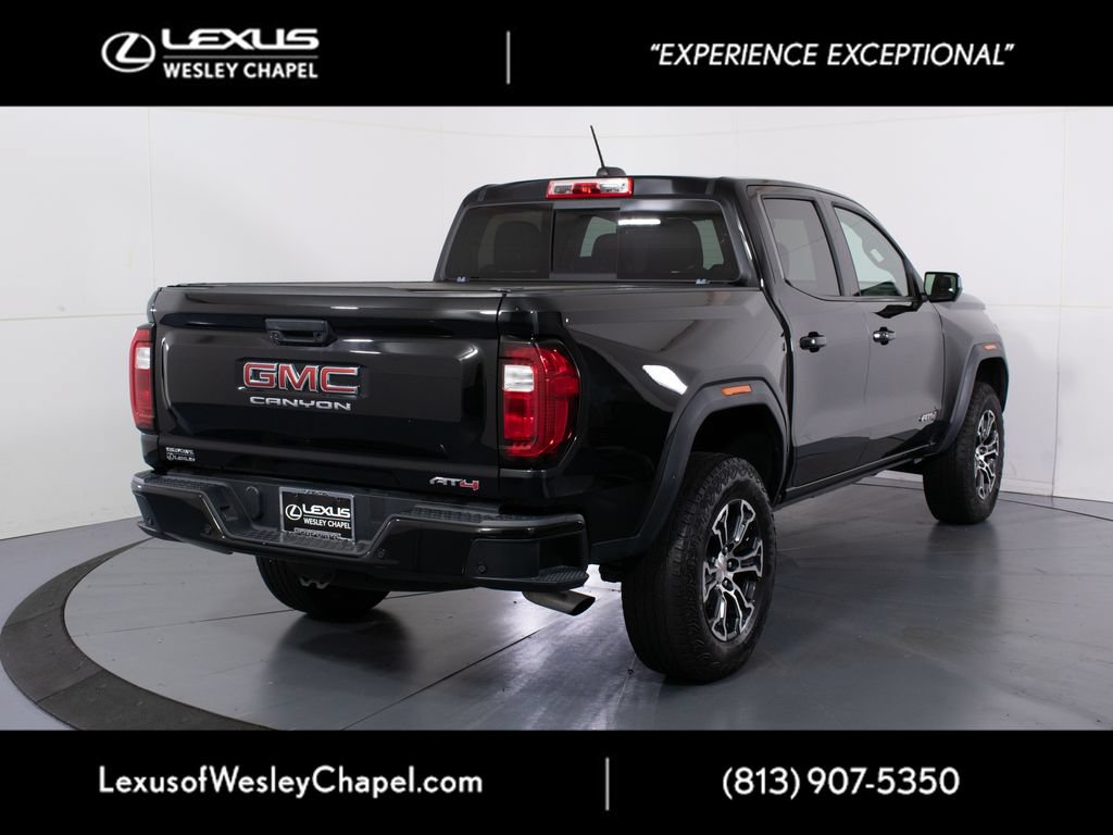 Used 2024 GMC Canyon AT4 w/ AT4 Premium Package AWD/4WD image 4