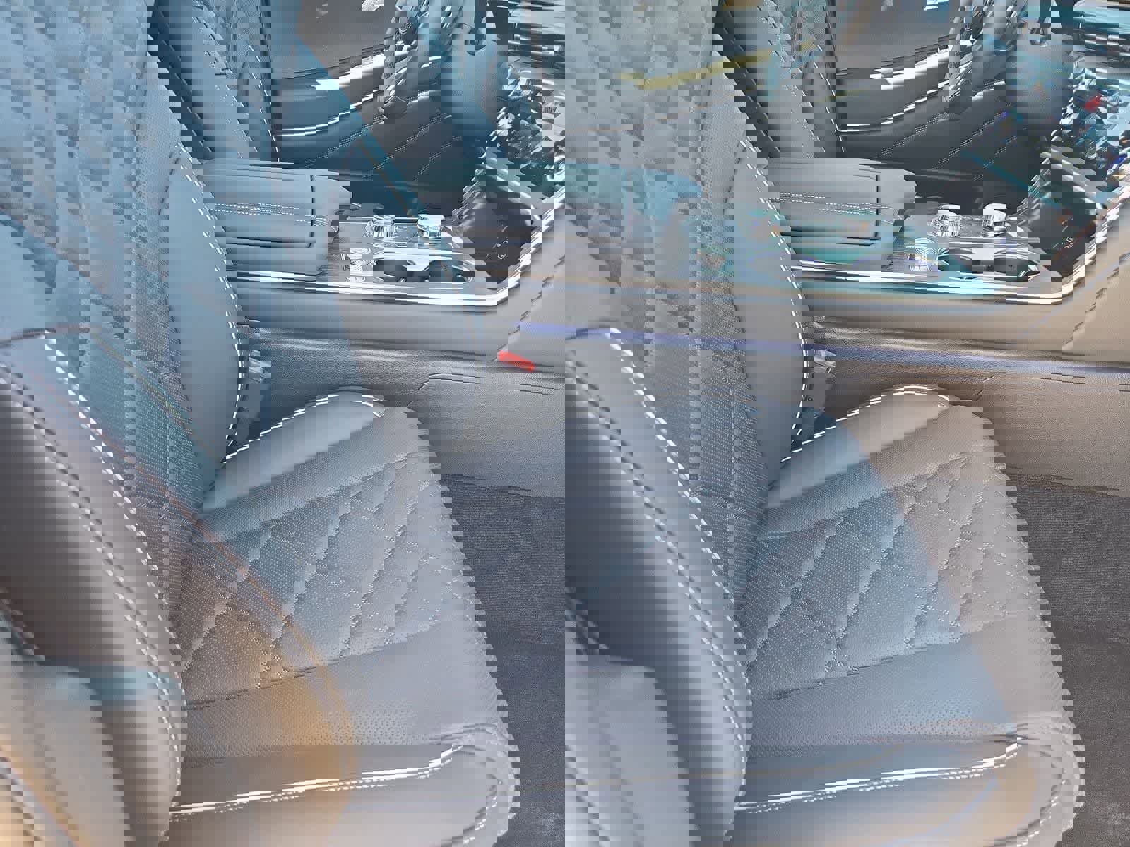 Used 2025 Genesis GV80 3.5T Prestige image 21