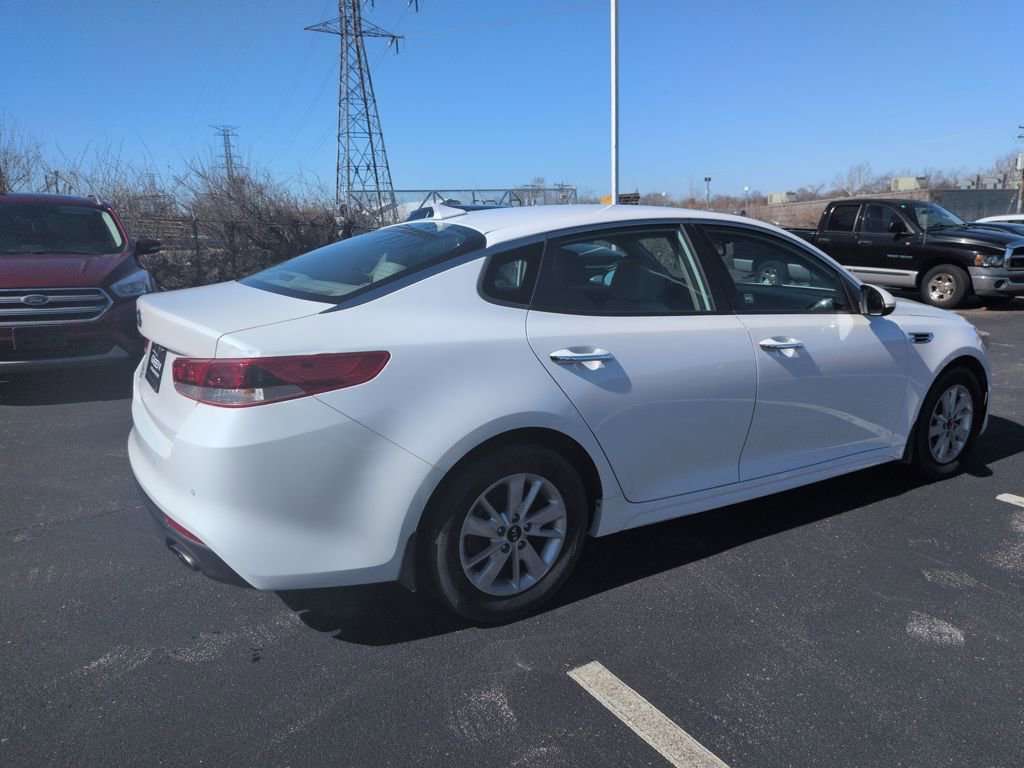 Used 2016 Kia Optima LX w/ LX Convenience Package image 7