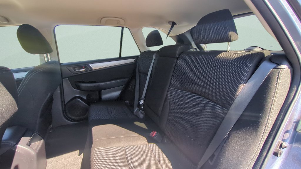 Used 2017 Subaru Outback 2.5i Premium AWD/4WD image 10