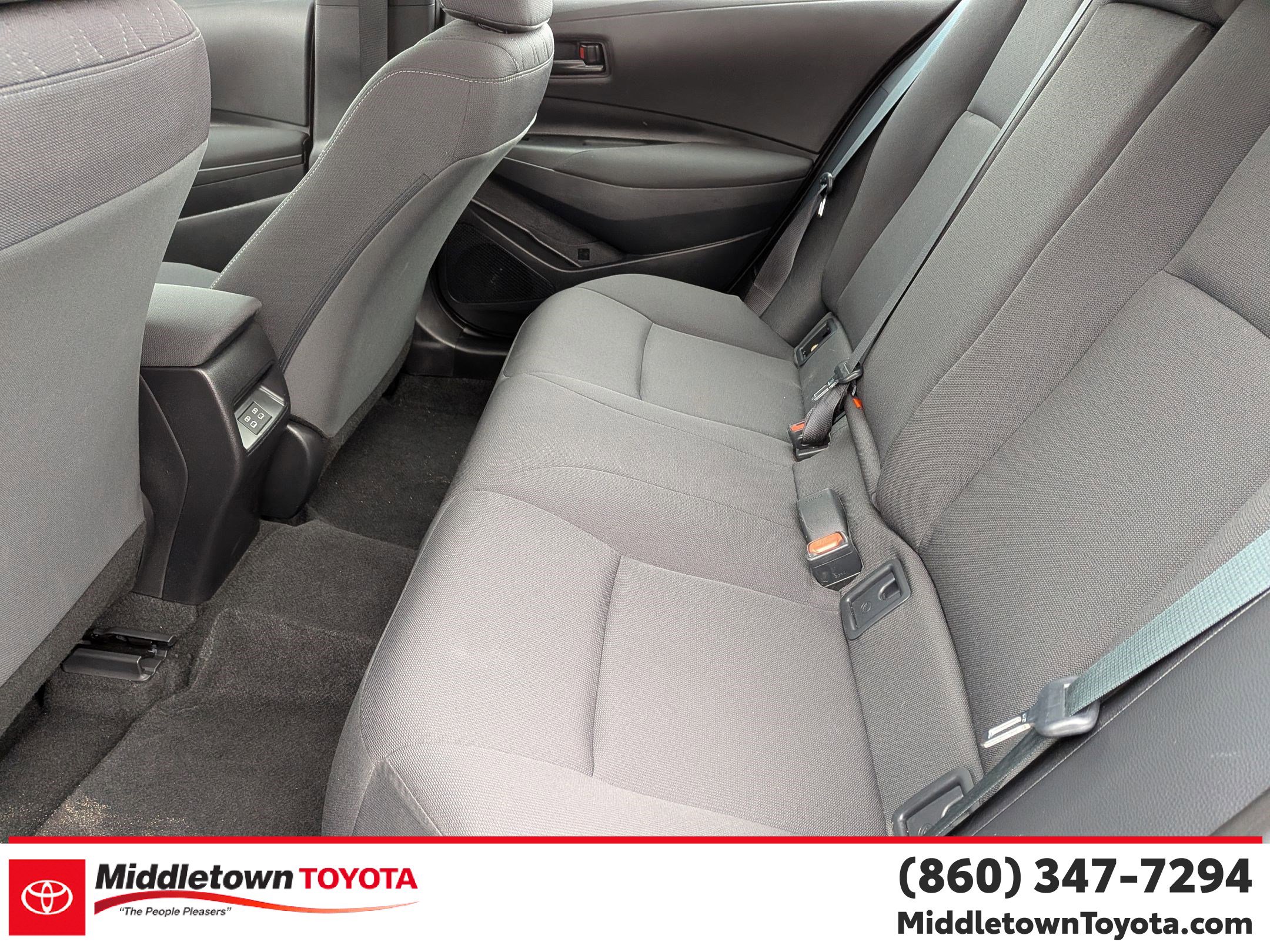 Certified 2025 Toyota Corolla LE image 34