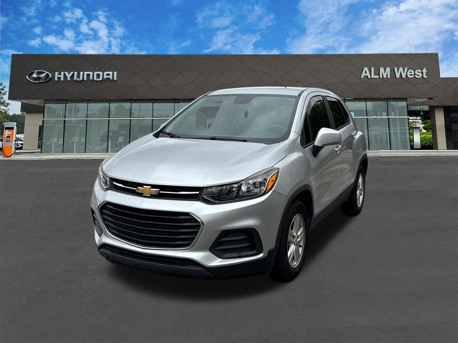 Used 2020 Chevrolet Trax LS w/ Tint and Cruise Package FWD video 1