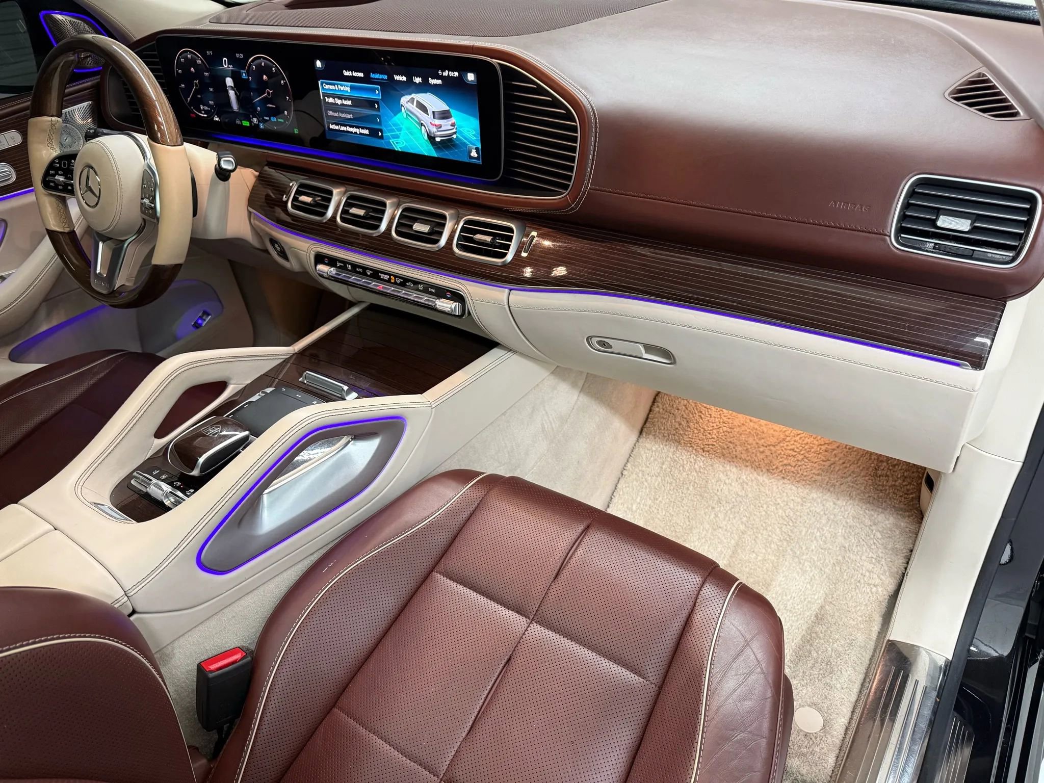 Used 2022 Mercedes-Benz Maybach GLS 600 4MATIC image 10