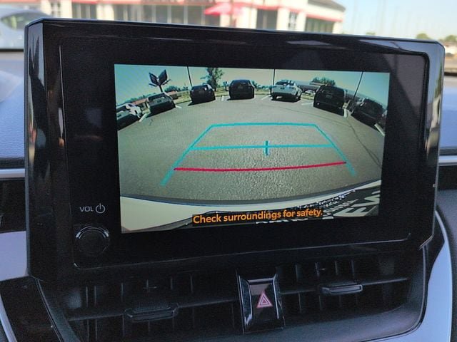 Used 2024 Toyota Corolla Cross AWD Hybrid w/ Moonroof Package image 23