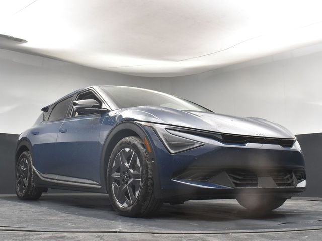 Certified 2025 Kia EV6 Light w/ Light LR Technology Package image 33