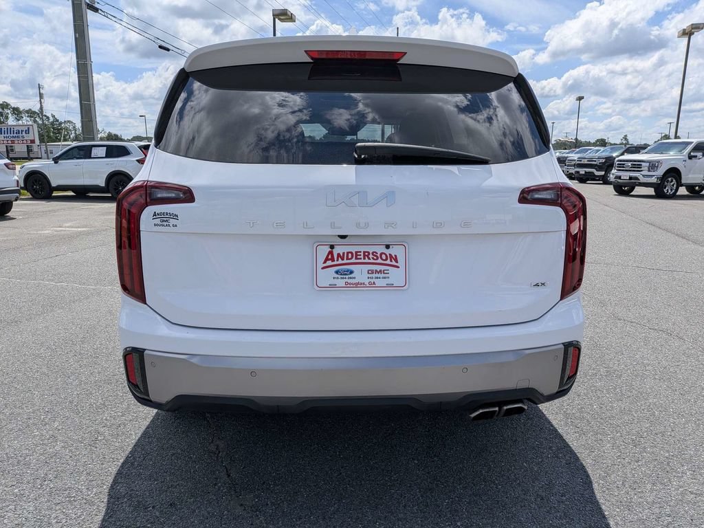 Used 2025 Kia Telluride S AWD/4WD image 4