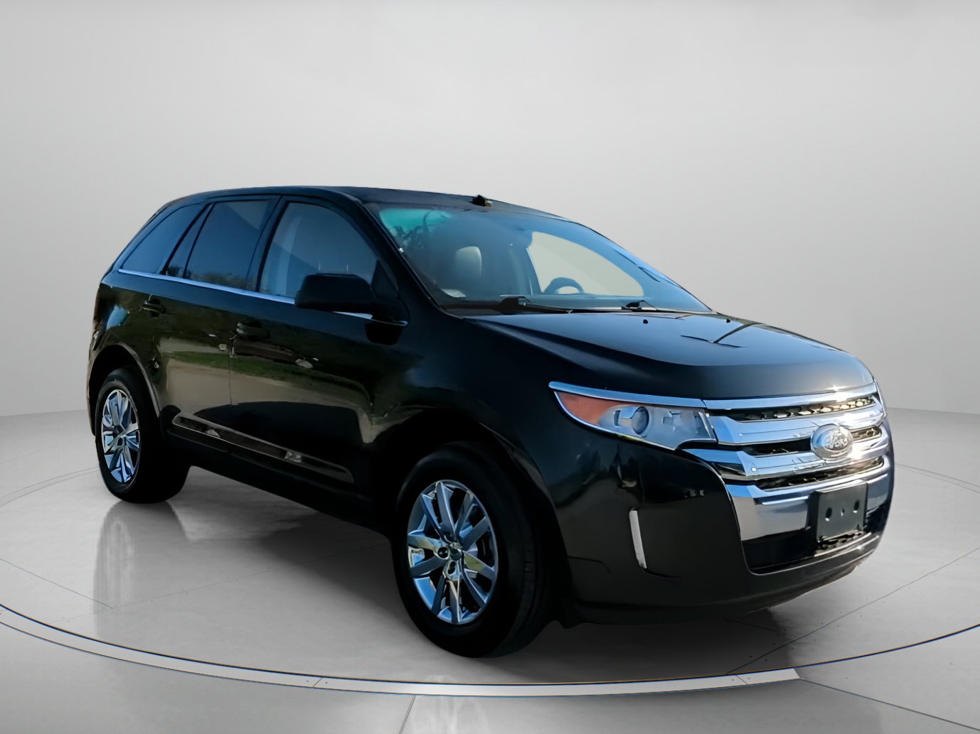 Used 2012 Ford Edge Limited w/ Driver Entry Pkg FWD image 2