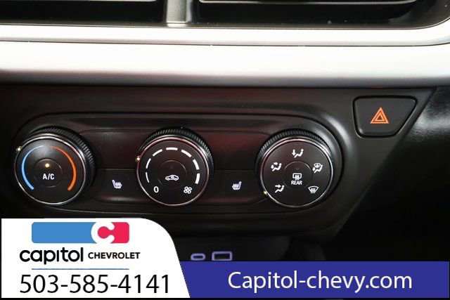 Used 2025 Chevrolet Trax RS FWD image 20