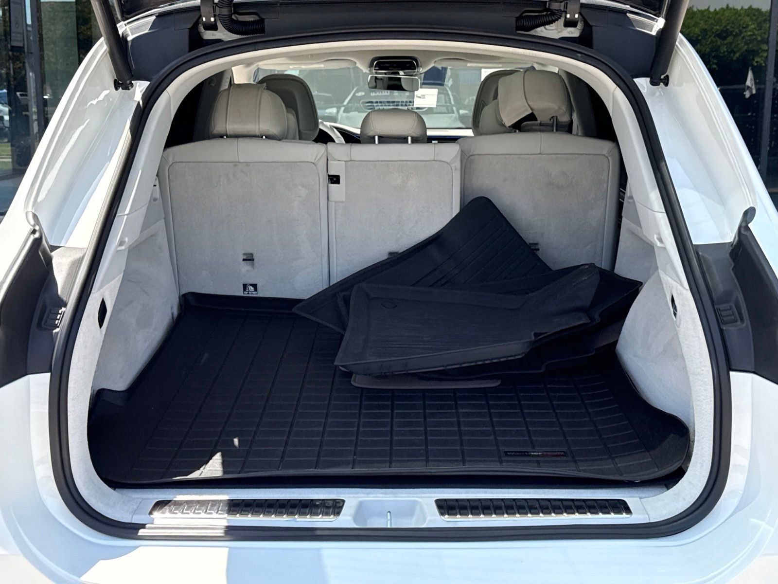 Used 2023 Mercedes-Benz EQS 580 4MATIC SUV image 16
