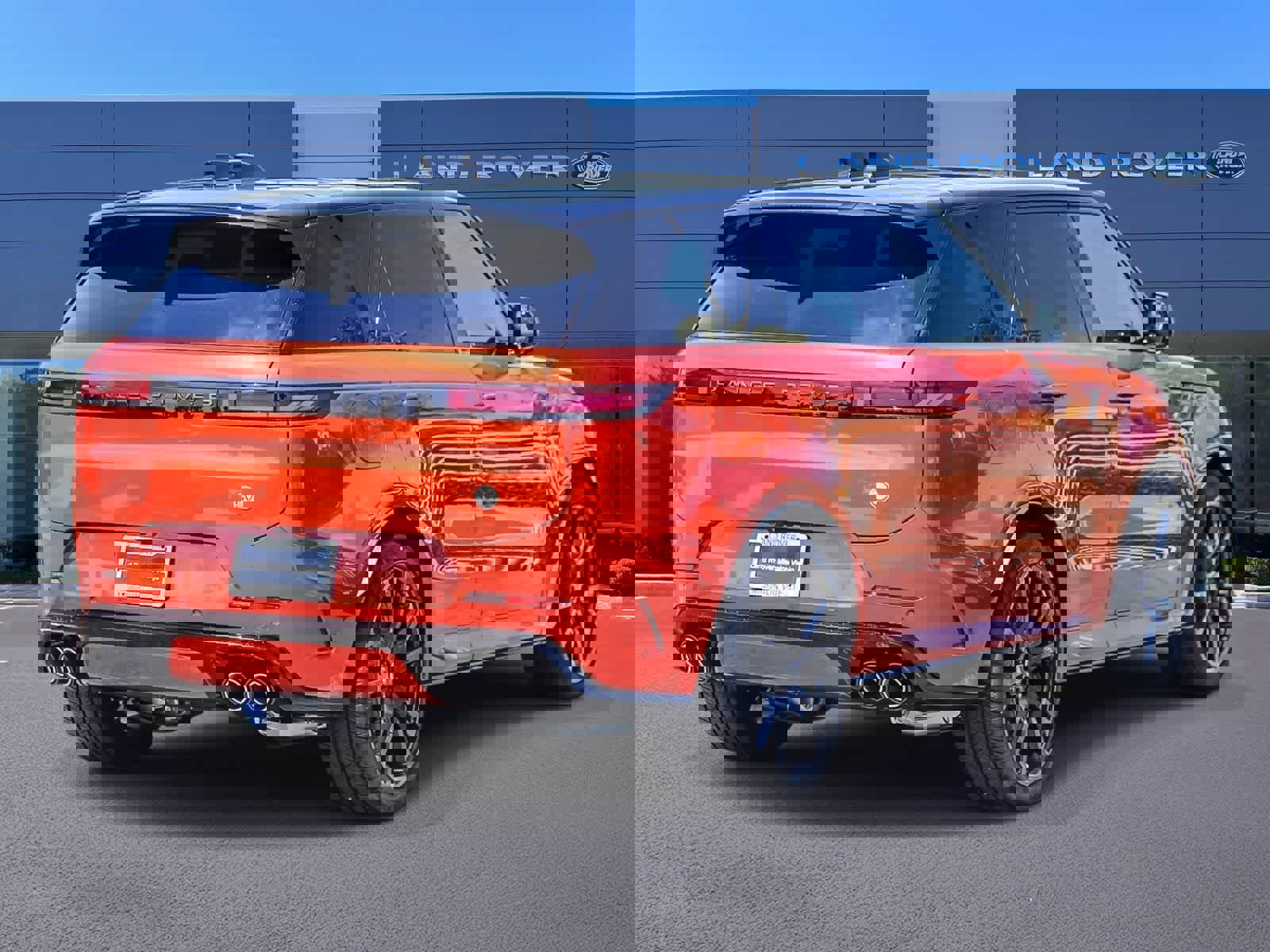 New 2025 Land Rover Range Rover Sport SV Edition Two image 4