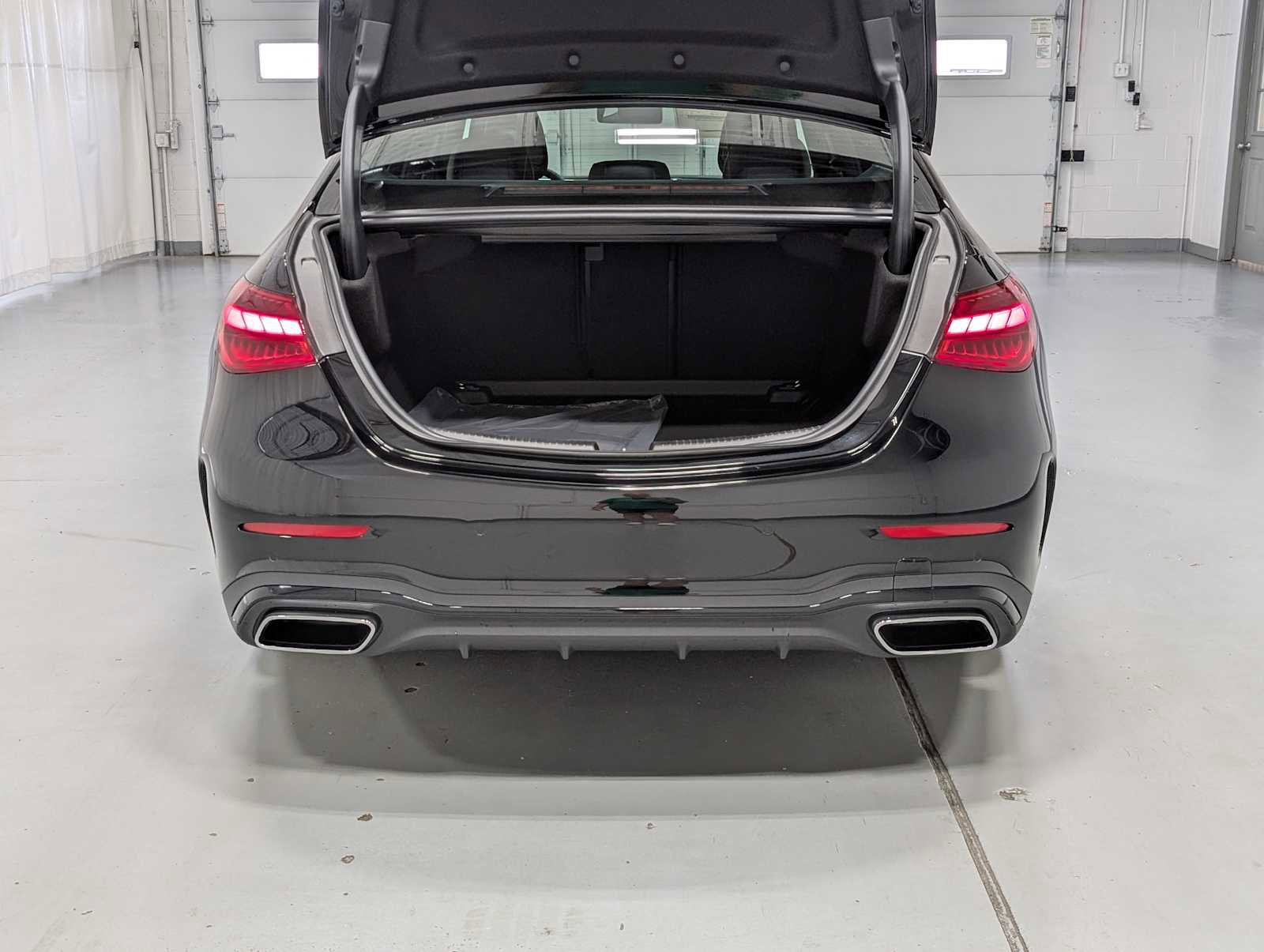 New 2025 Mercedes-Benz C 300 4MATIC Sedan image 23