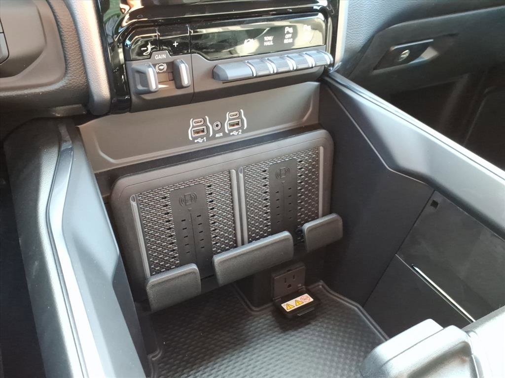 New 2026 RAM 2500 Laramie w/ Night Edition image 25