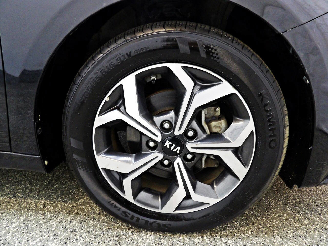 Used 2021 Kia Forte LXS image 20